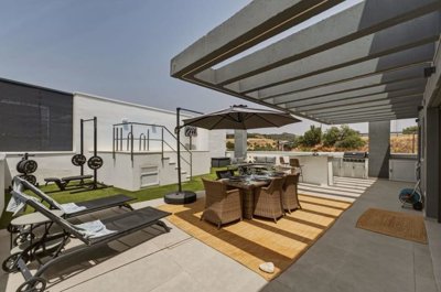 r5447593-destination-marbella-image-5