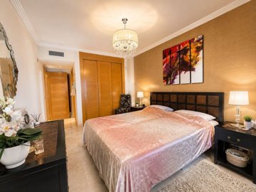 r5450410-destination-marbella-image-9