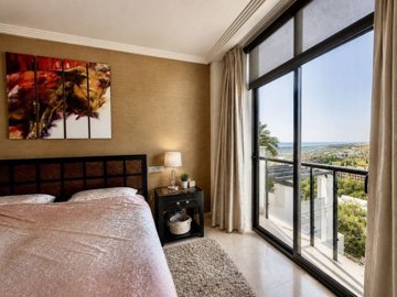r5450410-destination-marbella-image-10