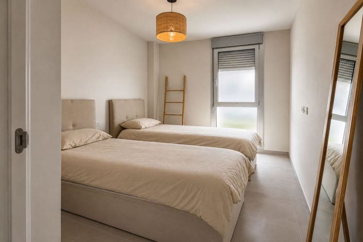 Image No.14-3 Bed Apartment for sale