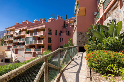 r5286964-destination-marbella-image-7