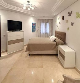 r5360431-destination-marbella-image-12