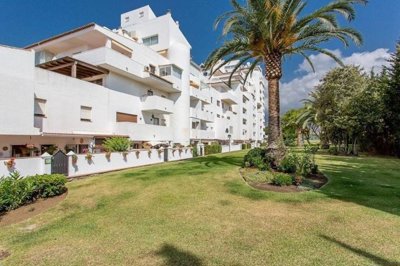 r5477398-destination-marbella-image-14