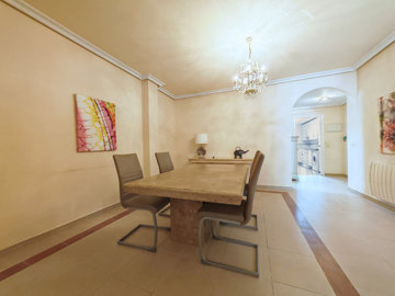 r5480959-destination-marbella-image-3