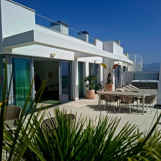 Image No.17-2 Bed Apartment for sale
