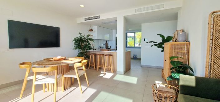 Image No.8-2 Bed Apartment for sale