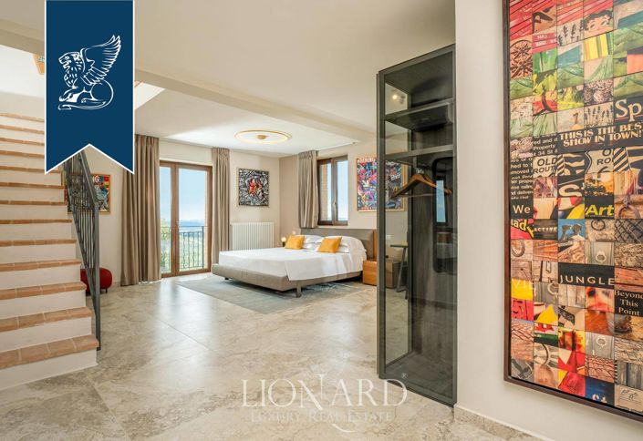 Image No.19-Villa de 7 chambres à vendre à Cinigiano