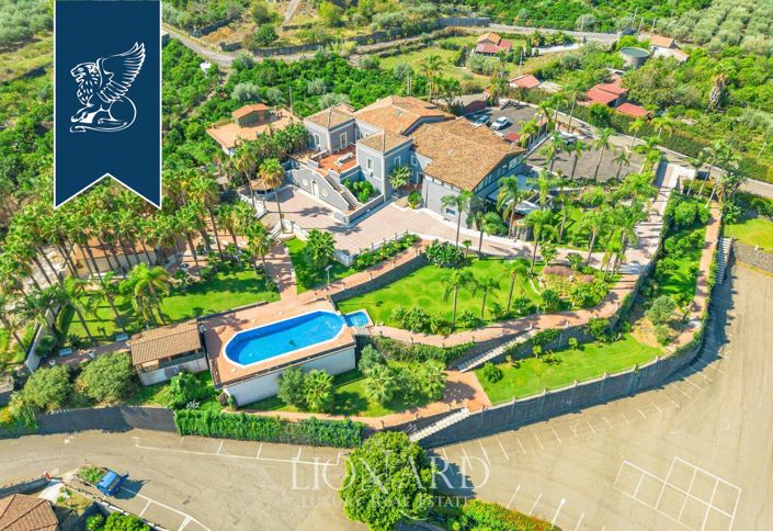 Image No.6-7 Bed Villa for sale