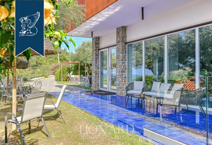 Image No.20-Un hôtel de 10 chambres à vendre à Agropoli