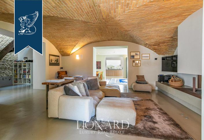 Image No.34-4 Bed Villa for sale