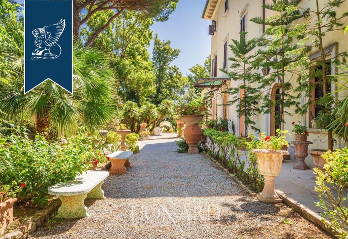 Image No.25-9 Bed Villa for sale