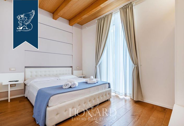 Image No.16-Propriété de 15 chambres à vendre à Monopoli