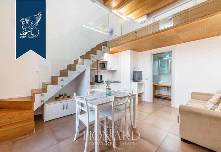 Image No.2-Propriété de 15 chambres à vendre à Monopoli