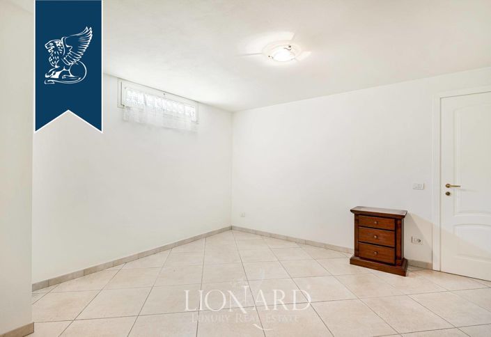 Image No.28-4 Bed Villa for sale