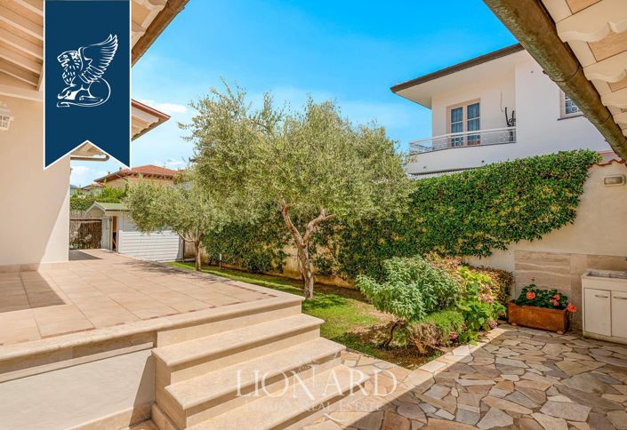 Image No.30-4 Bed Villa for sale