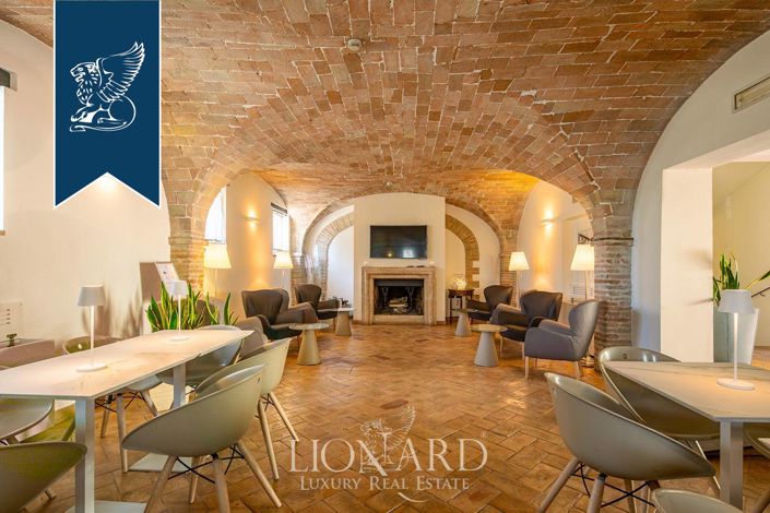 Image No.12-52 Bed Hotel for sale