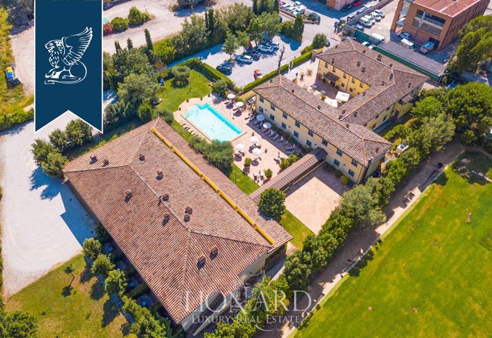 Image No.2-52 Bed Hotel for sale