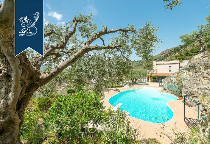 Image No.19-4 Bed Villa for sale