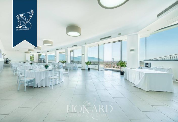 Image No.28-4 Bed Villa for sale