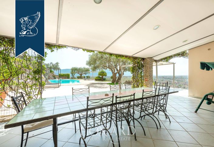 Image No.45-4 Bed Villa for sale