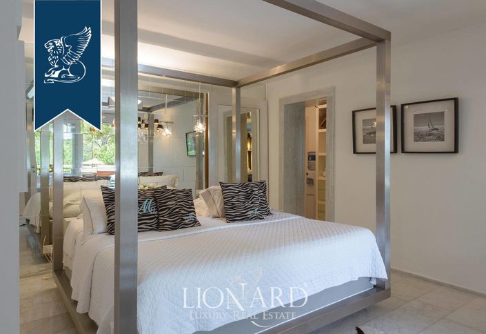 Image No.42-5 Bed Villa for sale