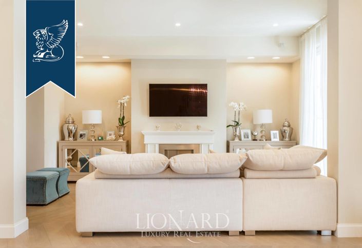 Image No.15-4 Bed Villa for sale