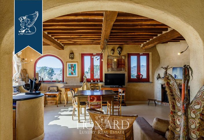 Image No.20-7 Bed Villa for sale