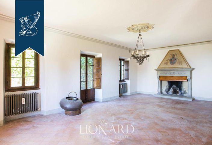 Image No.23-10 Bed Farmhouse for sale