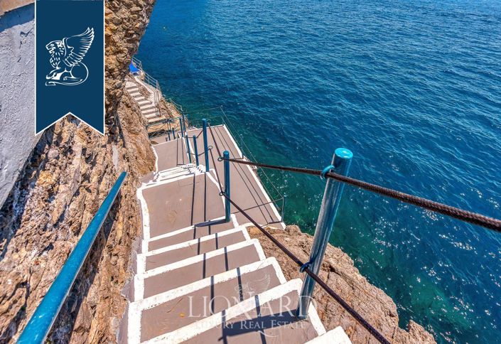 Image No.15-6 Bed Villa for sale