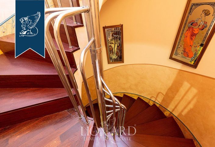 Image No.36-5 Bed Villa for sale