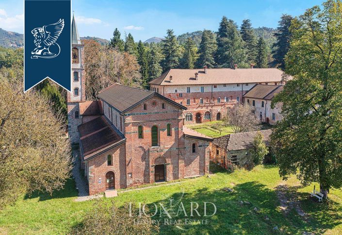 Image No.3-Villa de 30 chambres à vendre à Rossiglione