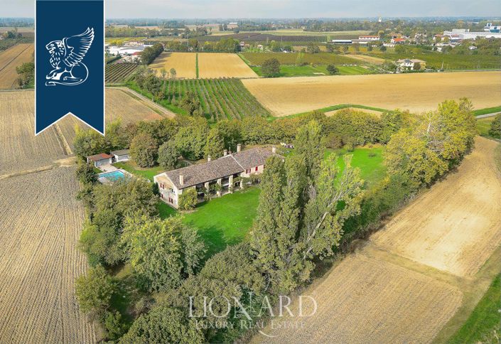 Image No.7-Ferme de 11 chambres à vendre à Roncade