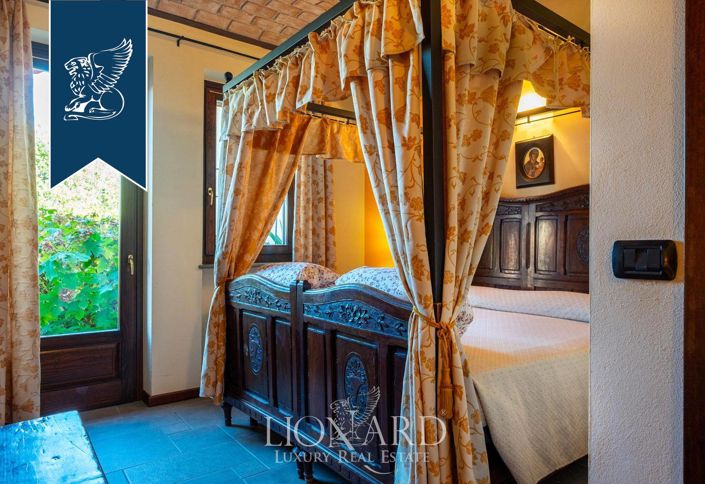 Image No.18-5 Bed Villa for sale