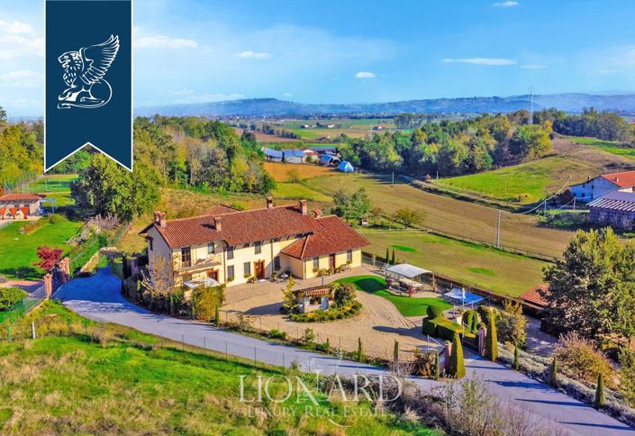 Image No.3-5 Bed Villa for sale