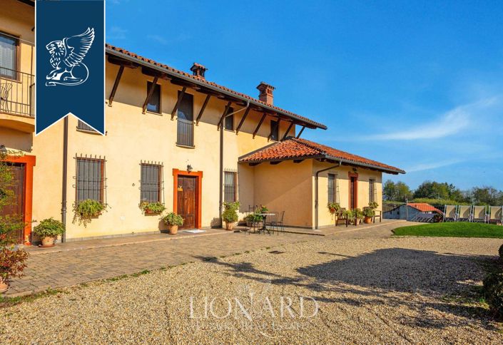 Image No.6-5 Bed Villa for sale