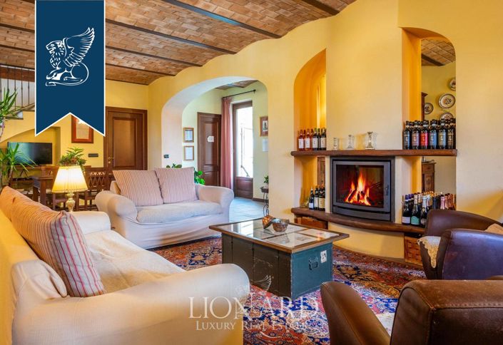 Image No.7-5 Bed Villa for sale