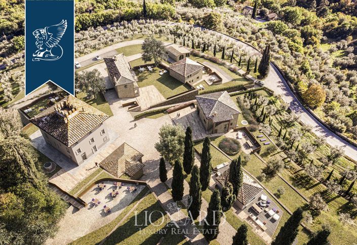 Image No.4-15 Bed Hotel for sale