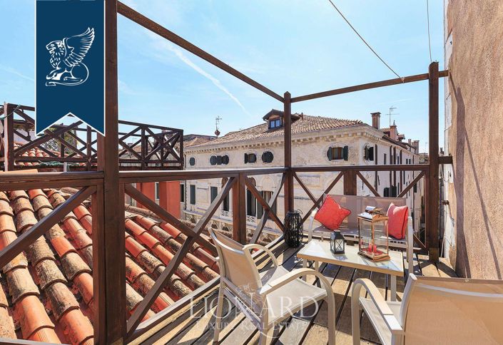 Image No.17-3 Bed Apartment for sale