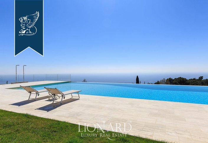 Image No.16-Villa de 8 chambres à vendre à Cipressa