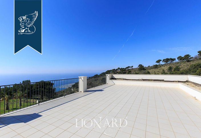 Image No.26-Villa de 8 chambres à vendre à Cipressa