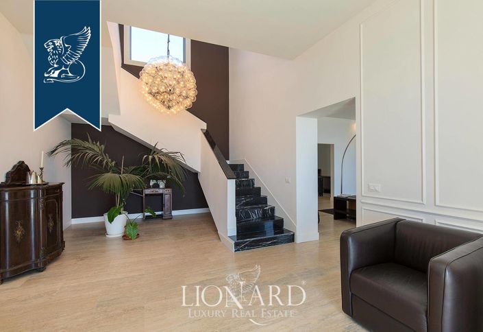 Image No.36-Villa de 8 chambres à vendre à Cipressa