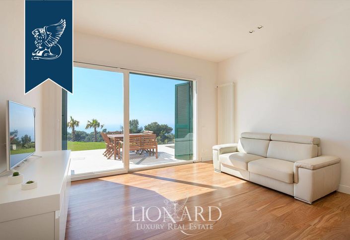 Image No.52-Villa de 8 chambres à vendre à Cipressa