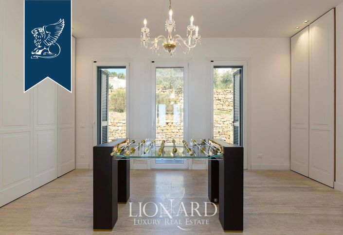 Image No.55-Villa de 8 chambres à vendre à Cipressa