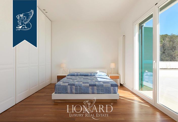 Image No.62-Villa de 8 chambres à vendre à Cipressa