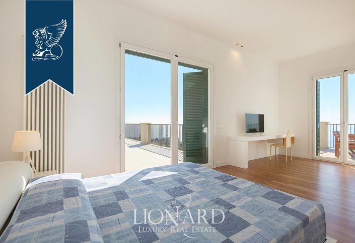 Image No.65-Villa de 8 chambres à vendre à Cipressa