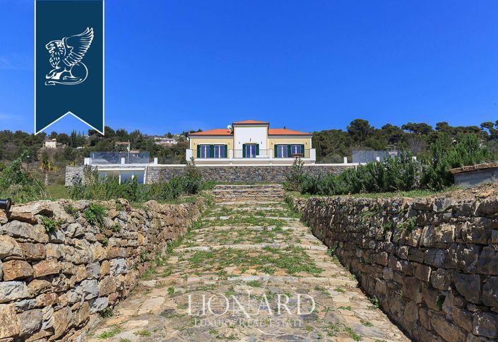 Image No.69-Villa de 8 chambres à vendre à Cipressa