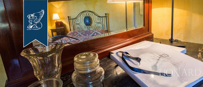 Image No.45-5 Bed Villa for sale