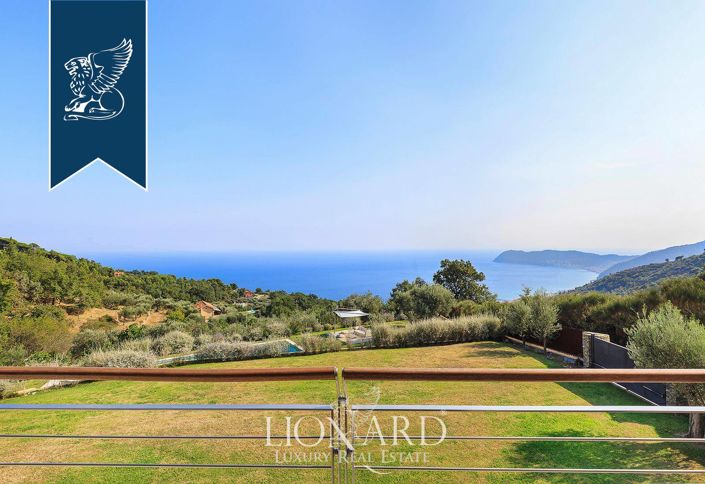 Image No.53-Villa de 8 chambres à vendre à Alassio