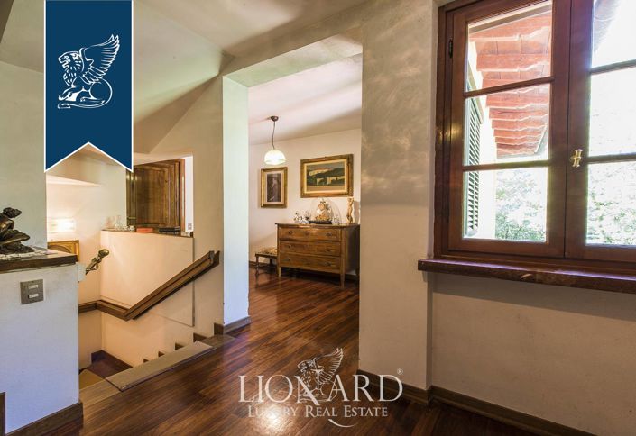 Image No.18-7 Bed Villa for sale