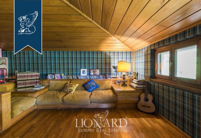 Image No.32-7 Bed Villa for sale